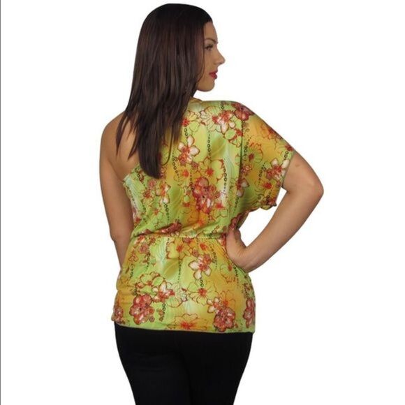 One Sleeve Off The Shoulder Top - Picture 3 of 4